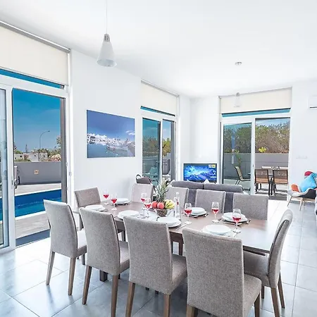 Villa Villa Desi Aq Prpo490A Protaras