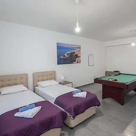 Villa Desi Aq Prpo490A Villa
